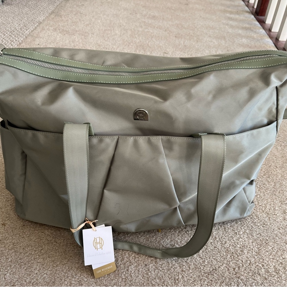 House of Harlow 1960 Luxe Weekender NWT